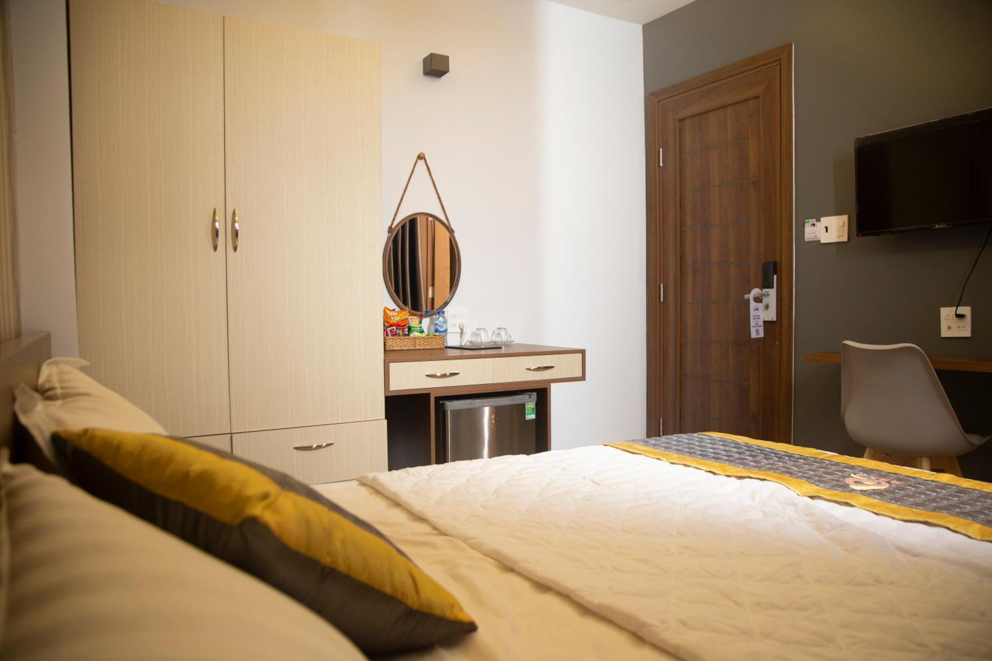 Baka Hotel - Khach San Туихоа Экстерьер фото