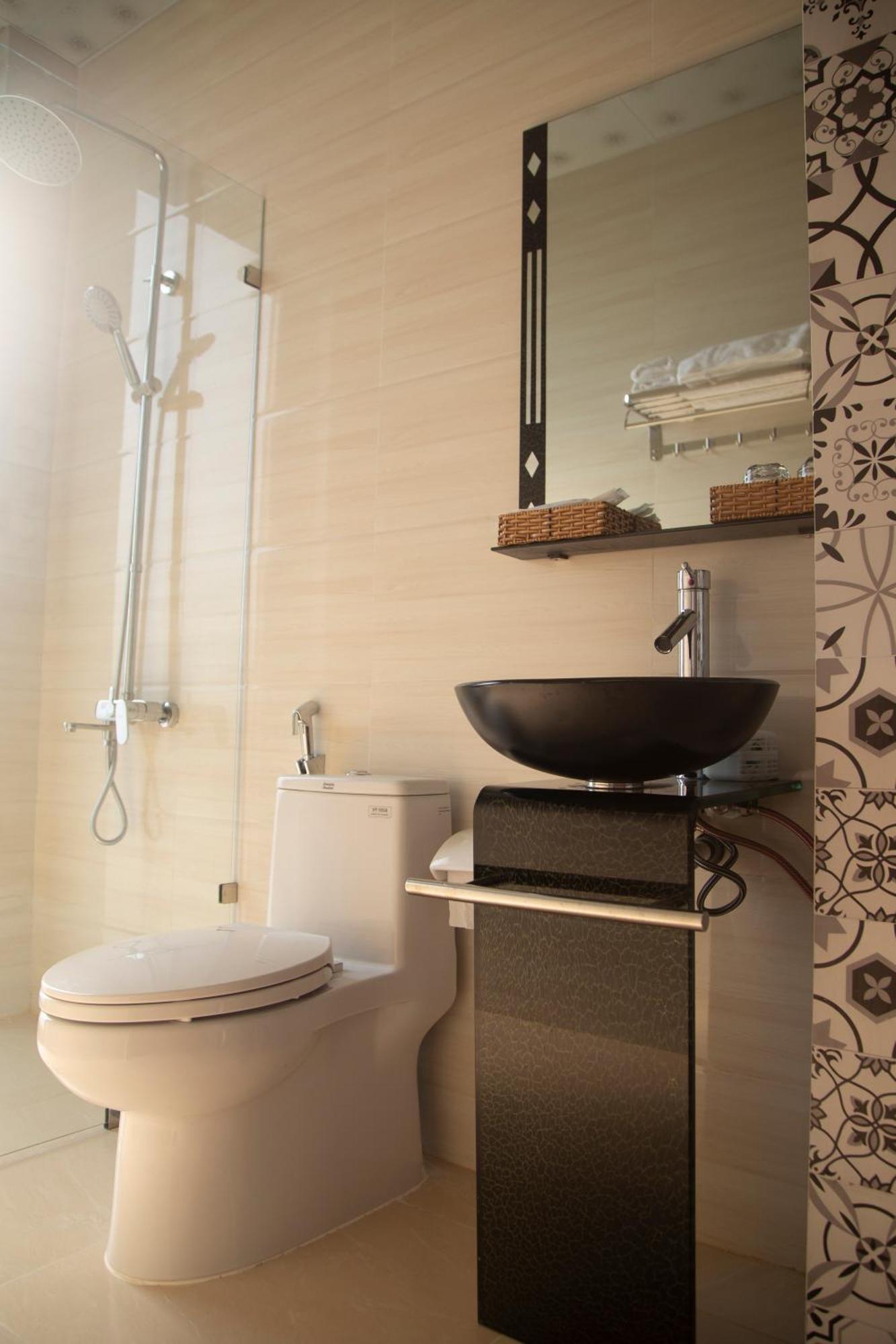 Baka Hotel - Khach San Туихоа Экстерьер фото